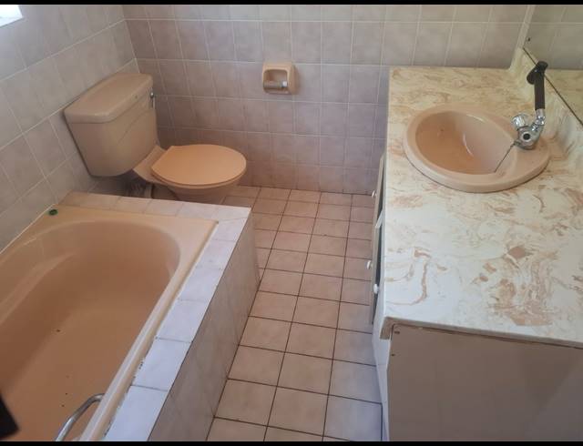 4 BEDROOM HOUSE FOR SALE IN GLEN HARVIE